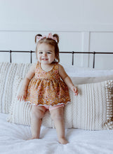 Load image into Gallery viewer, Dizzy Floral Peplum

