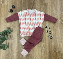 Load image into Gallery viewer, Burgundy Terry Leggings
